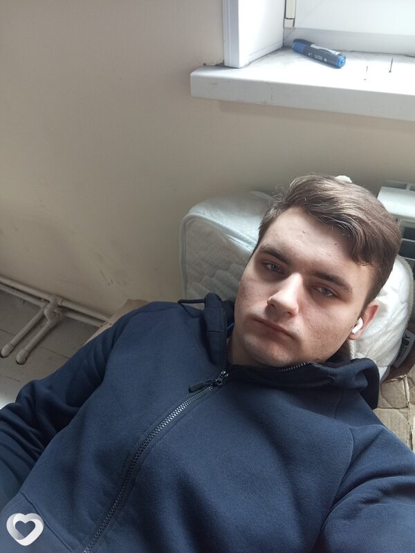 Александр, 20, Уссурийске — анкета №1404498