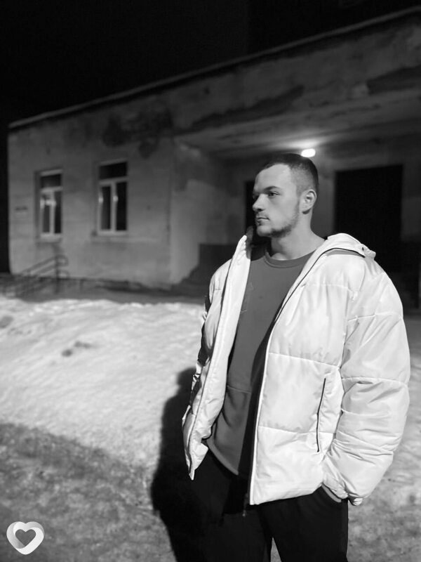 Глеб, 21, Москве — анкета №1404882