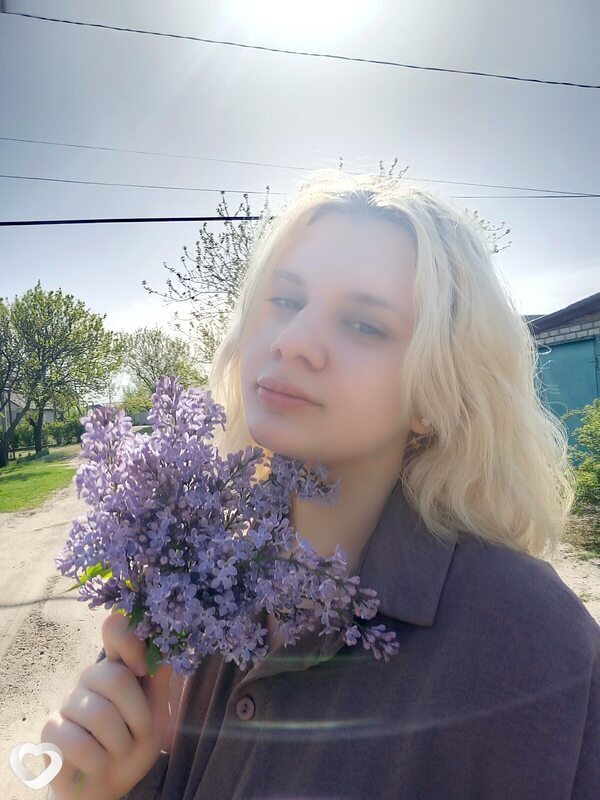 Ольга, 21, Луганске — анкета №1405754