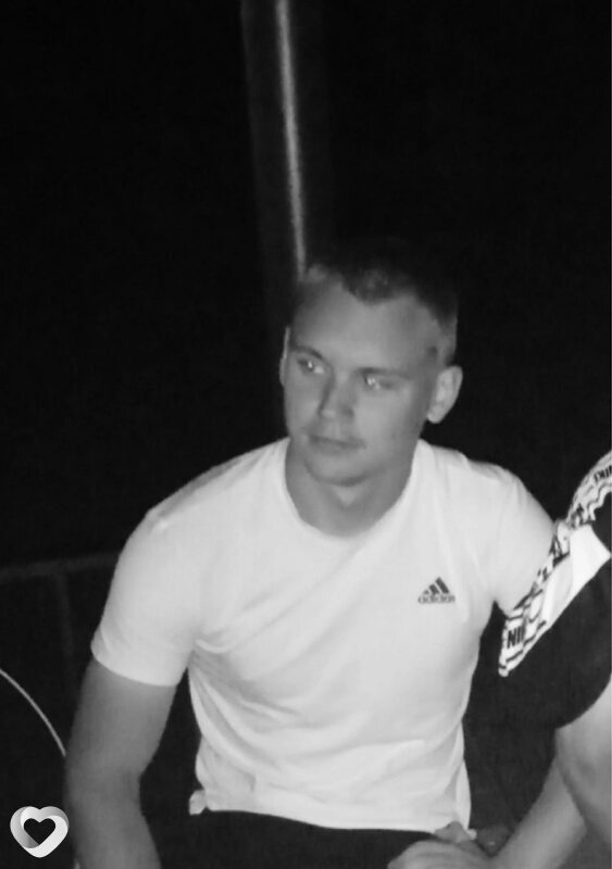 Лев, 22, Шахтах — анкета №1405747