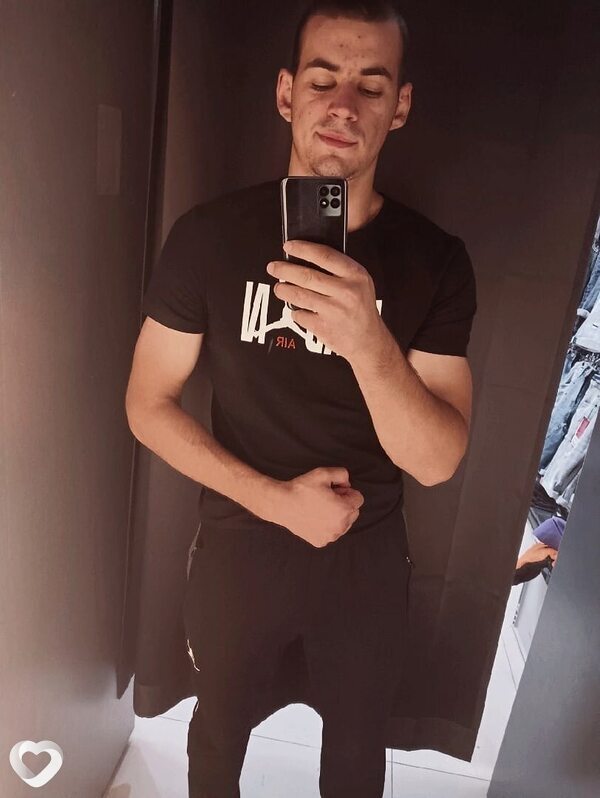 Андрей, 25, Ростове-на-Дону — анкета №1407678
