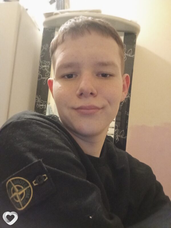 Андрей, 20, Гомеле — анкета №1408192