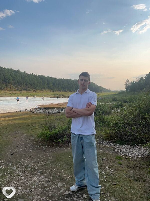 Павел, 20, Москве — анкета №1409168