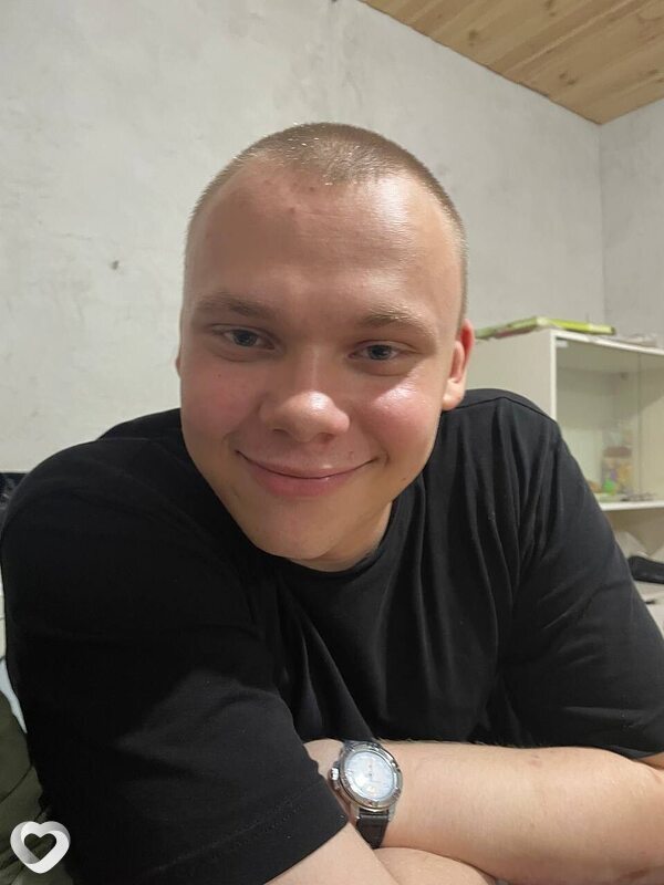 Александр, 21, Москве — анкета №1409212