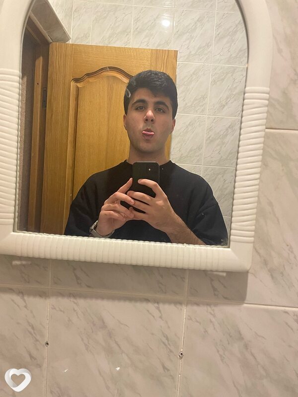 Айк, 20, Омске — анкета №1409658