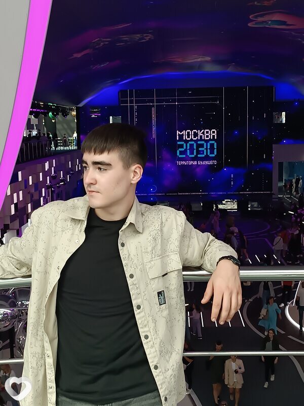 Тимур, 20, Москве — анкета №1410629