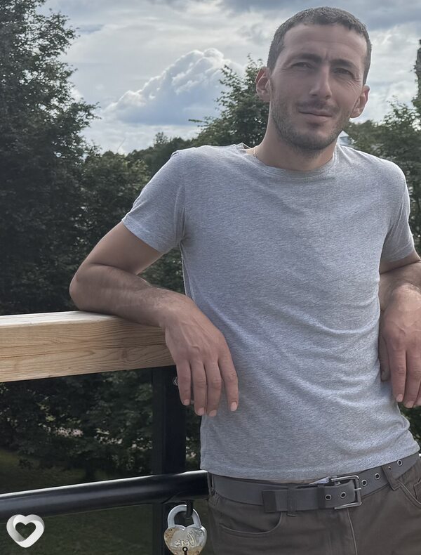 Саш, 35, Омске — анкета №1411258