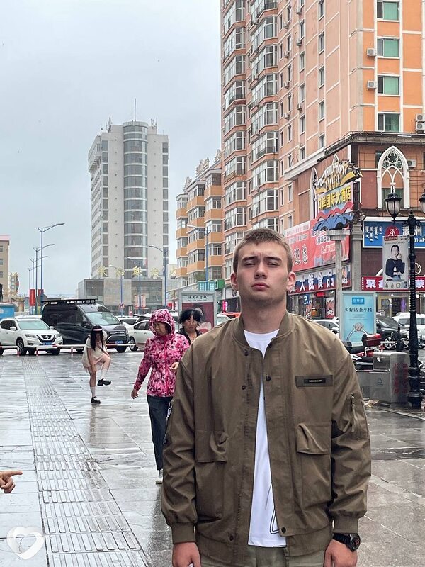 Дмитрий, 21, Москве — анкета №1411435