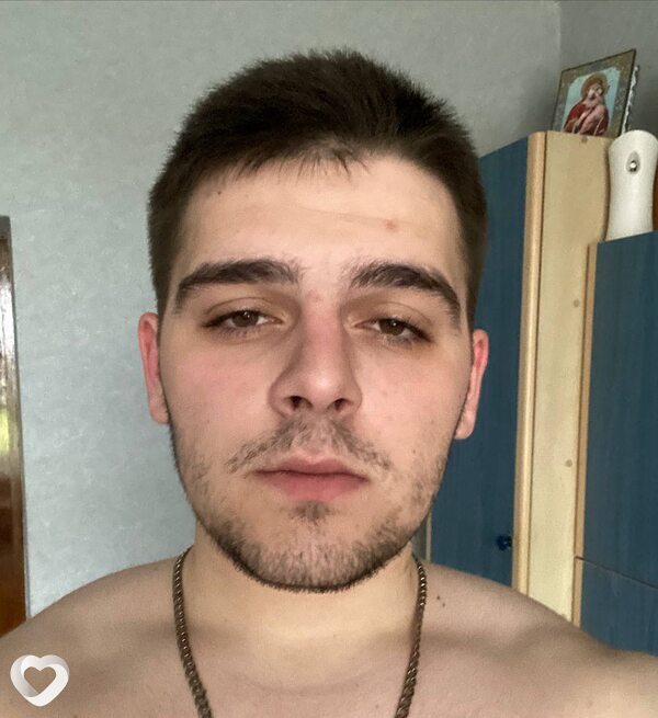 Максим, 20, Сургуте — анкета №1411598