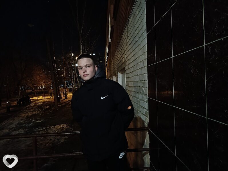 Михаил, 20, Москве — анкета №1412217