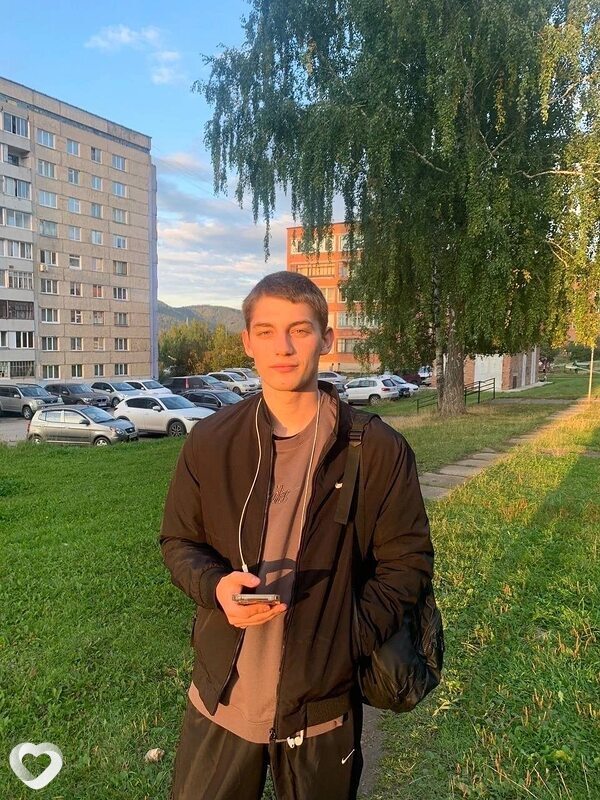 Илья, 22, Красноярске — анкета №1412246