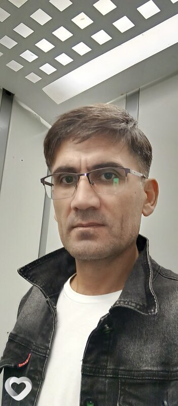 Усман, Москва