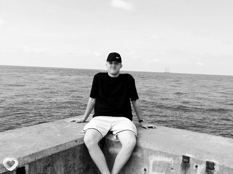 Александр, 25, Новосибирске — анкета №1412184