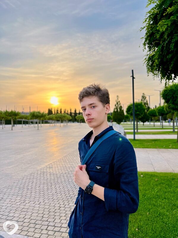 Иван, 19, Краснодаре — анкета №1412658