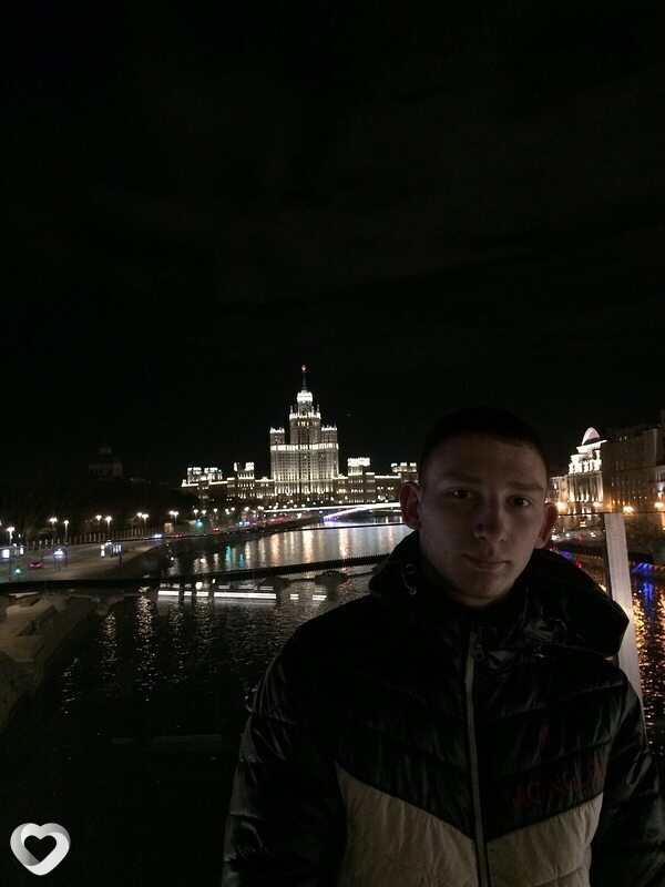 Виталий, 26, Москве — анкета №1413626
