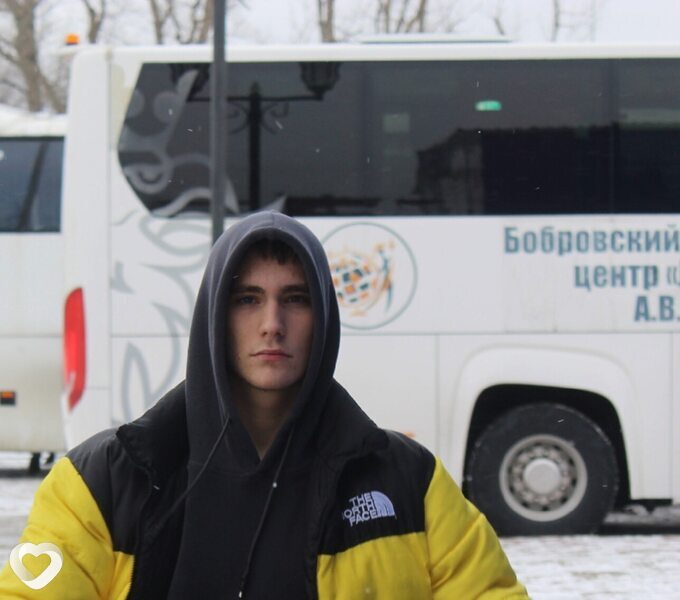 Максим, 20, Волжском — анкета №1413549