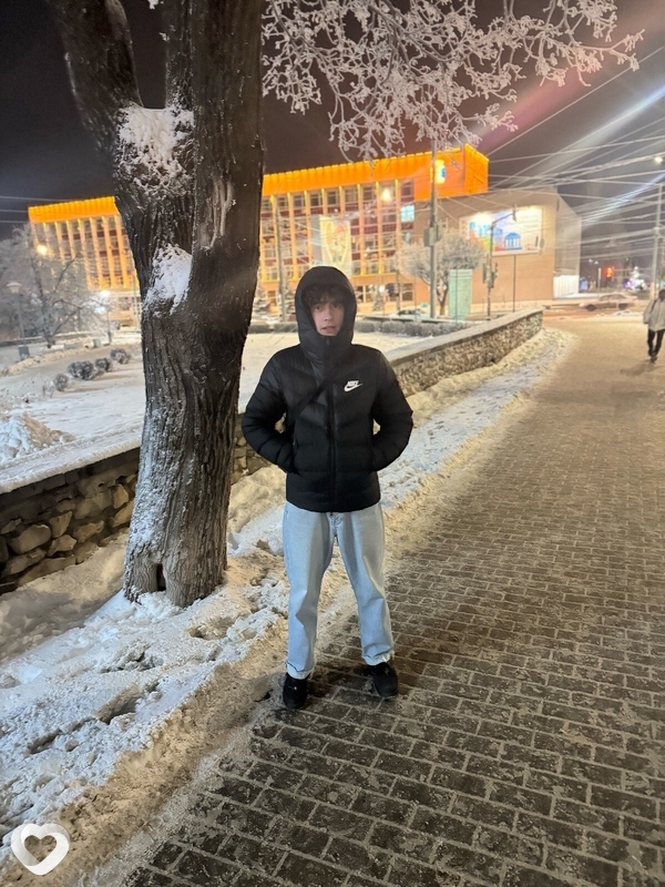 Артем, 22, Кирове — анкета №1413770