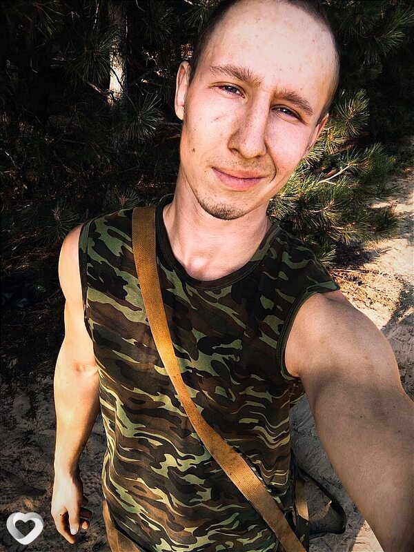 Давид, 22, Курчатове — анкета №1415473