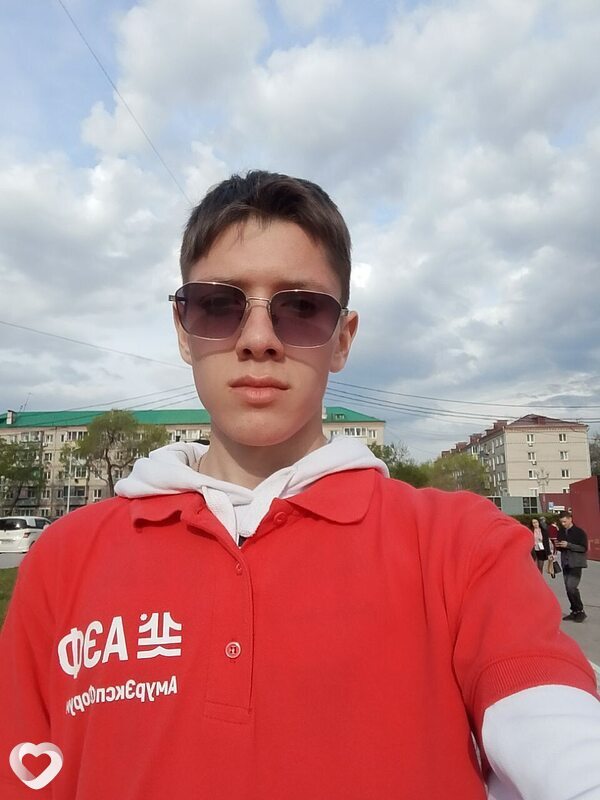 Евгений, 19, Благовещенске — анкета №1416023