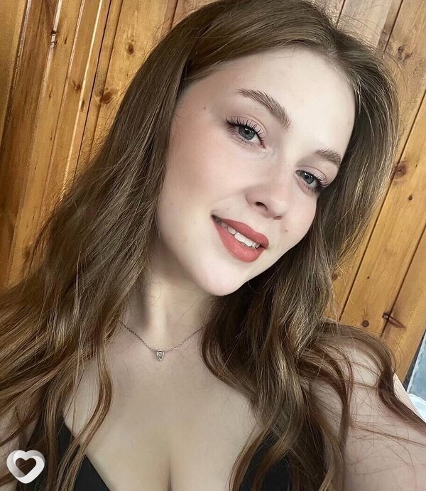 Алёна, 22, Челябинске — анкета №1416408