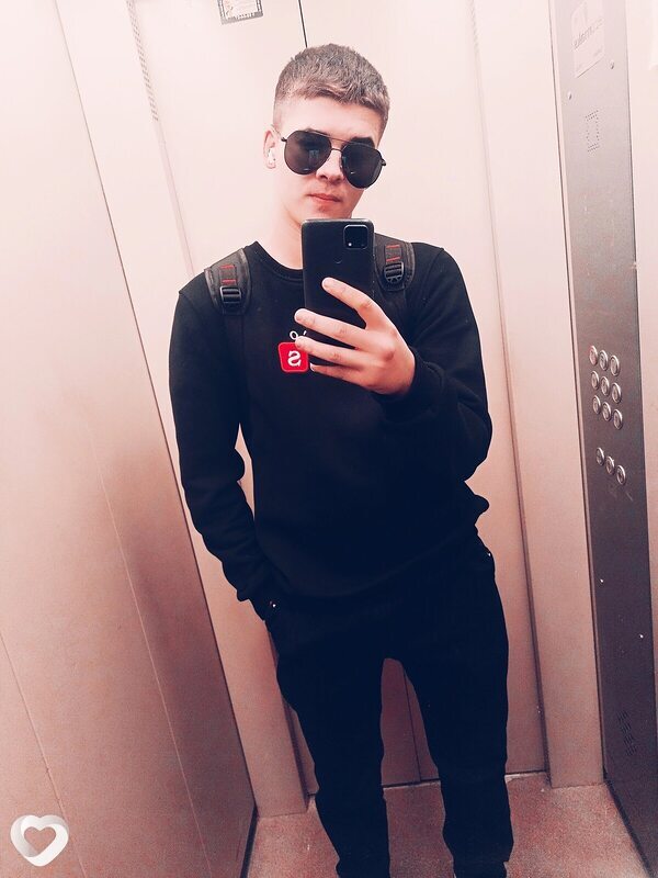 Андрей, 20, Москве — анкета №1416718