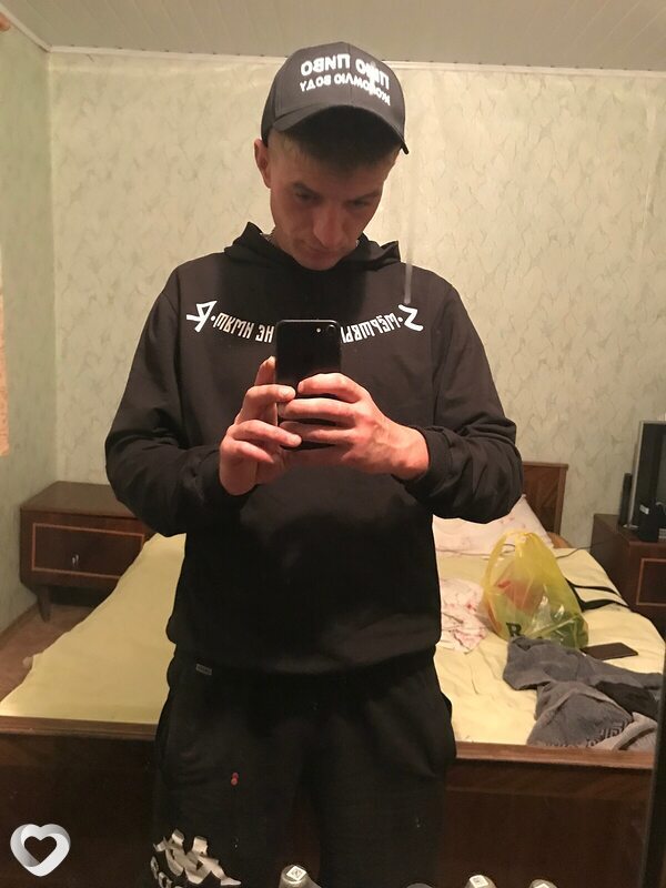 Александр, 26, Старобельске — анкета №1417148