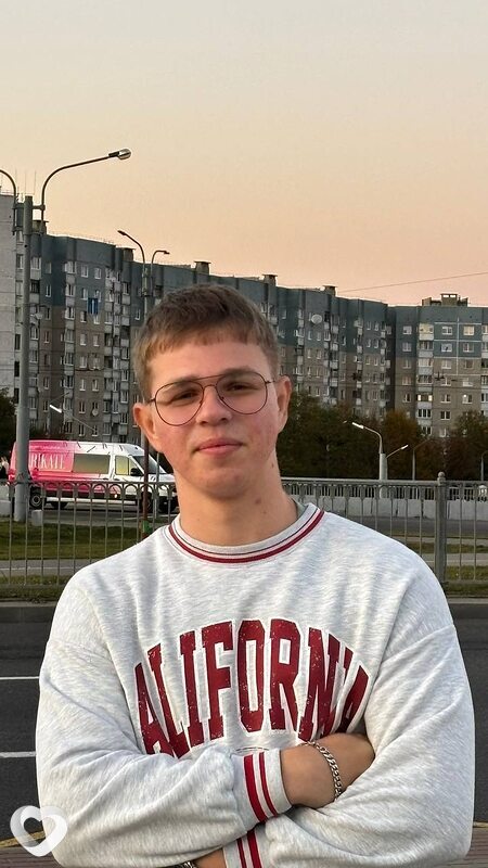 Максим, 20, Гродно — анкета №1418879
