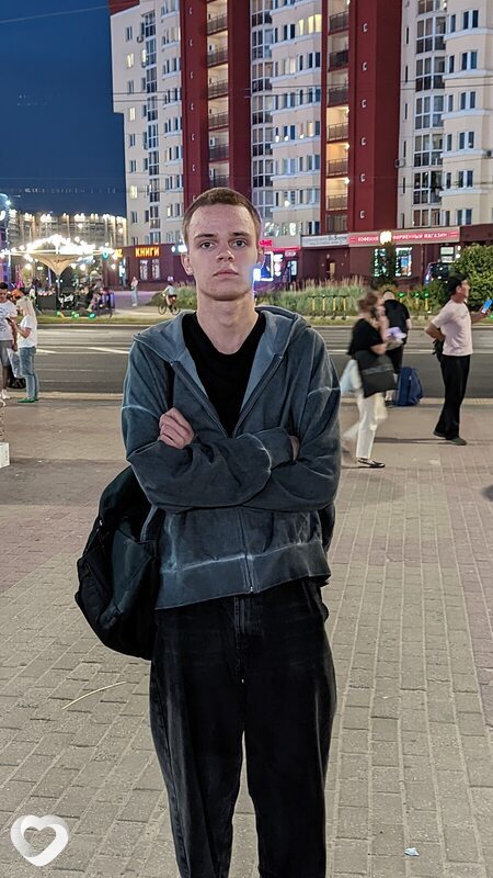 Илья, 20, Минске — анкета №1420944
