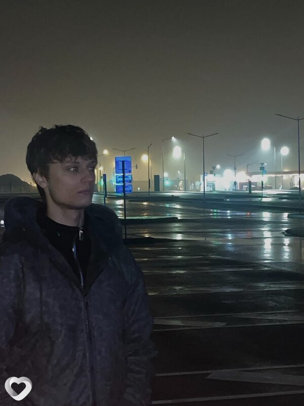 Максим, 22, Минске — анкета №1421327