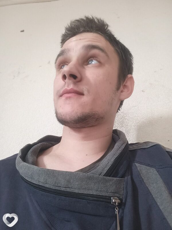 Максим, 24, Боре — анкета №1422133