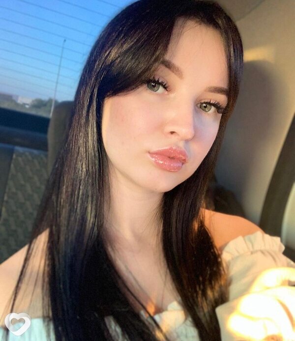 Анжелина, 24, Москве — анкета №1422579