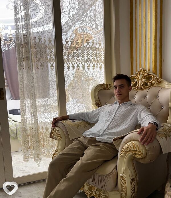 Дмитрий, 23, Москве — анкета №1422827