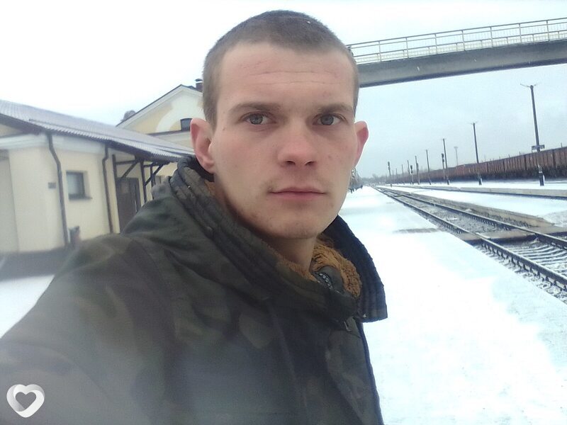 Антон, 24, Кобрине — анкета №1423296