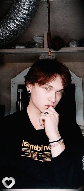 Кирилл, 20, Братске — анкета №1423727