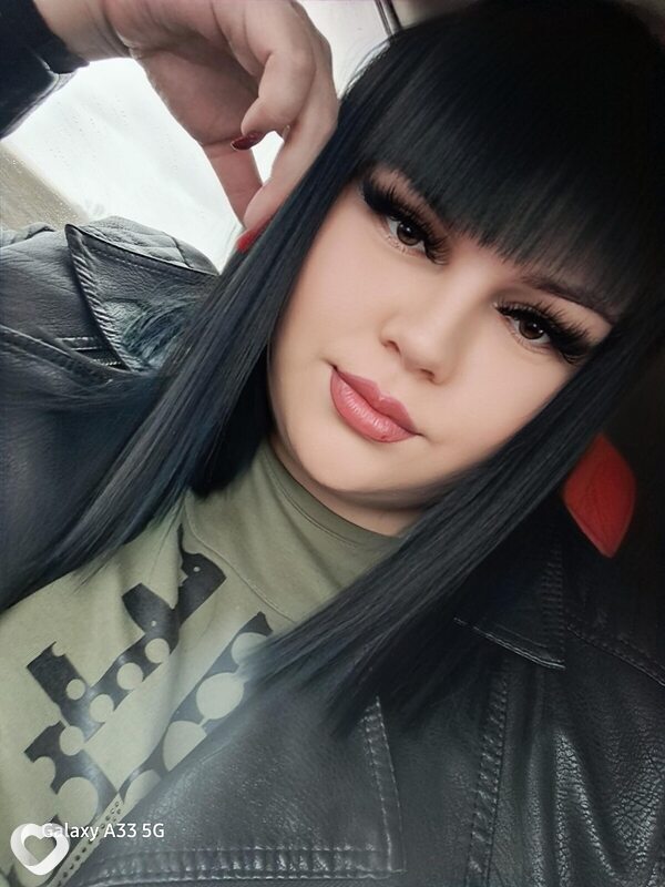 Юлия, 23, Благовещенске — анкета №1423425