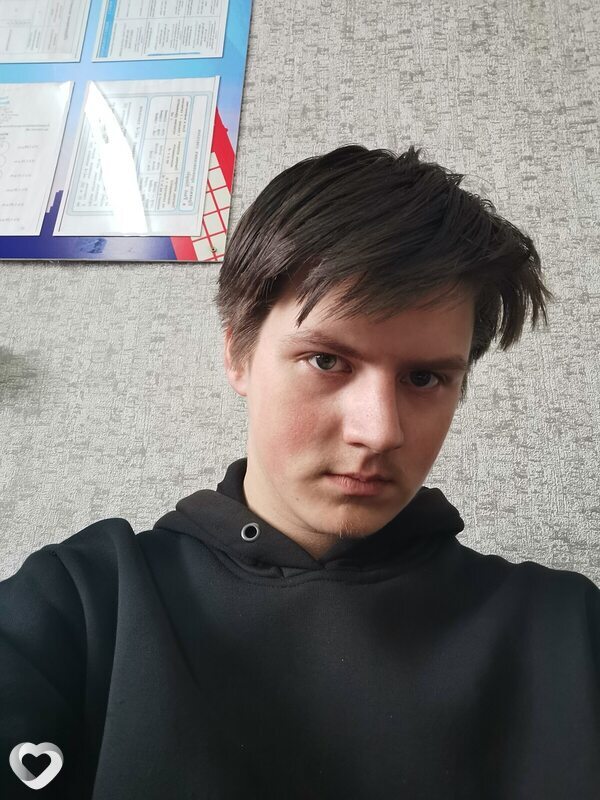Алексей, 20, Черногорске — анкета №1423840
