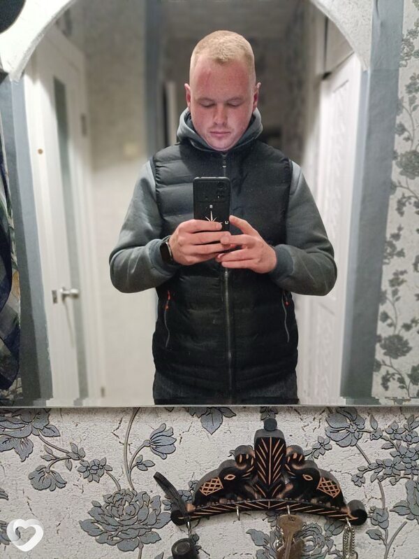 Роман, 25, Жодине — анкета №1424686