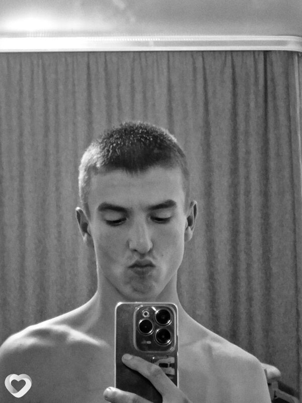 Григорий, 20, Новосибирске — анкета №1424746