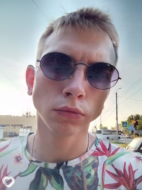 Евгений, 23, Новоалтайске — анкета №1425155