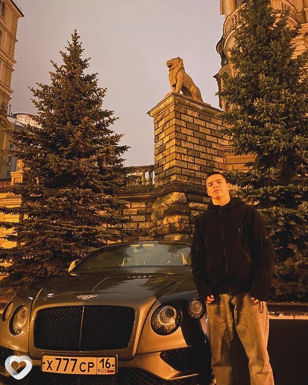 Семён, 20, Москве — анкета №1425347