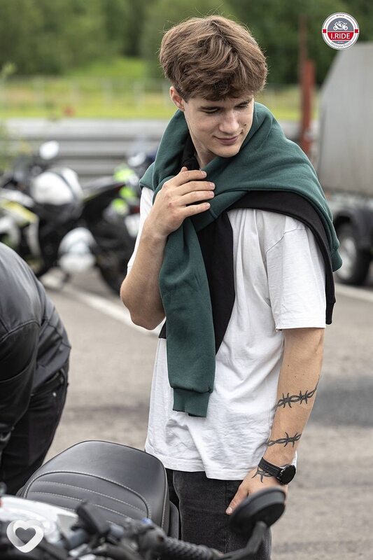 Arsen, 20, Минске — анкета №1425706