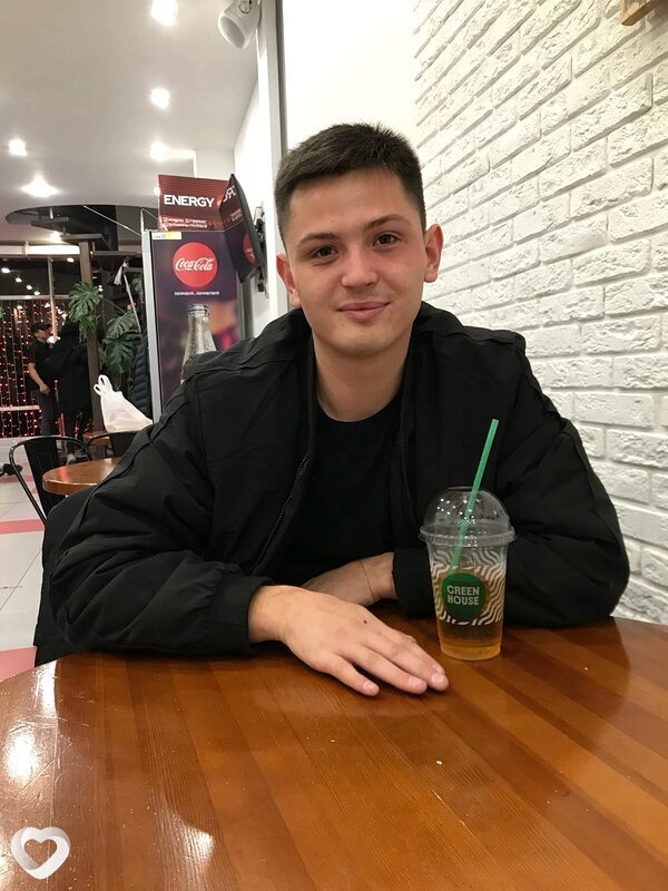 Кирилл, 24, Красноярске — анкета №1426010