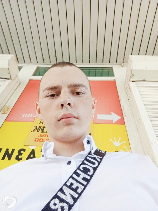 Михаил, 23, Донецке — анкета №1426156