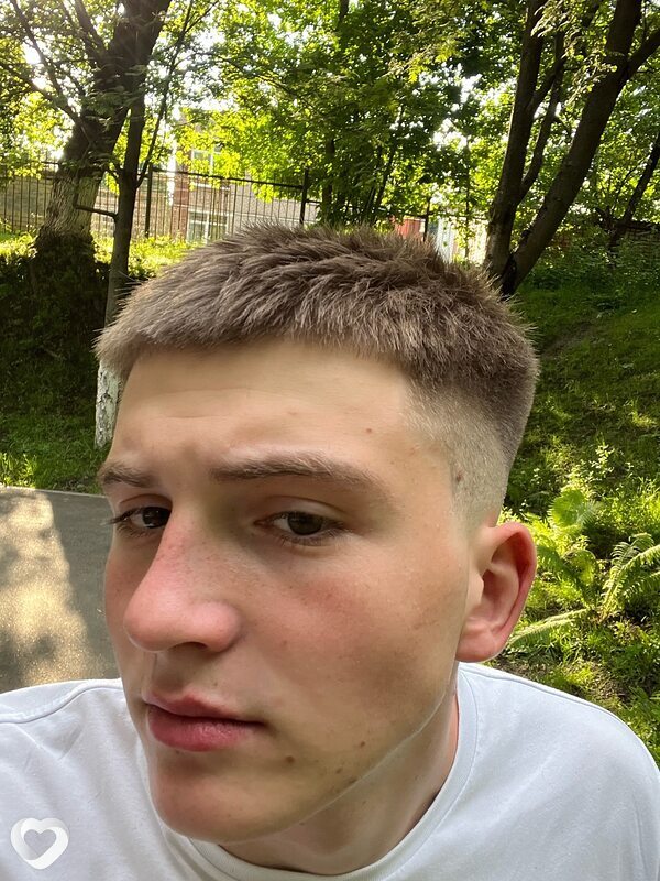 Даник, 21, Минске — анкета №1426253