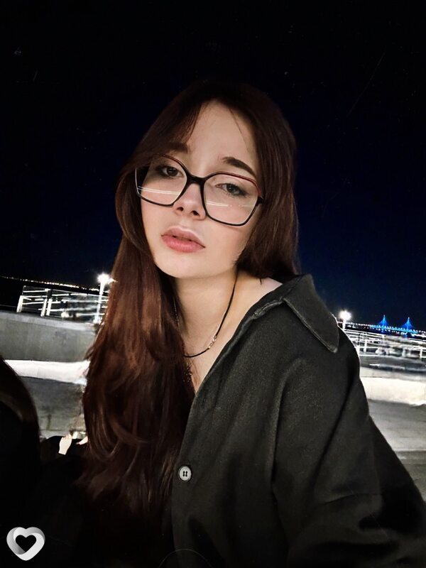 Лиза, 21, Санкт-Петербурге — анкета №1426633