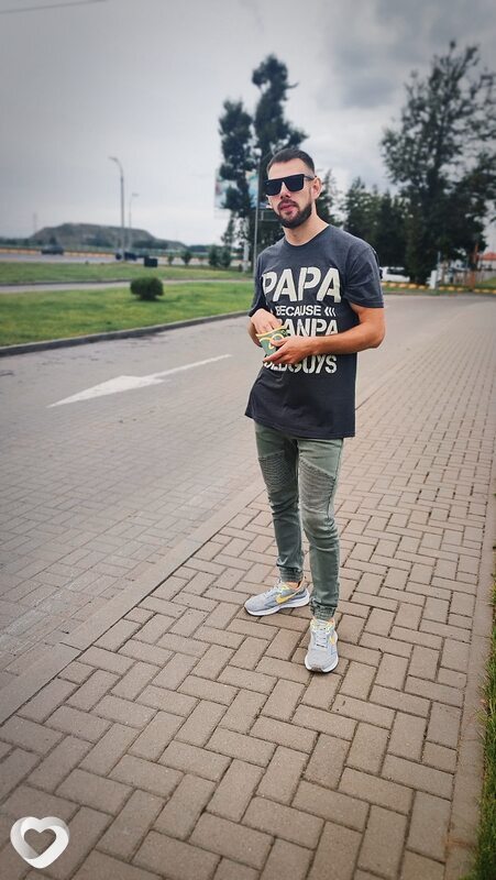 Валера, 29, Бобруйске — анкета №1426795
