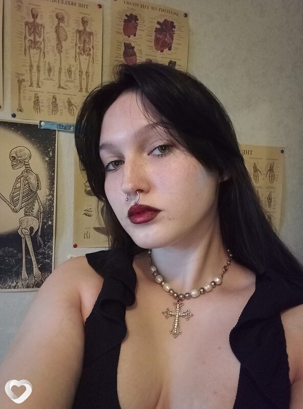 Алëна, 20, Южно-Сахалинске — анкета №1428211