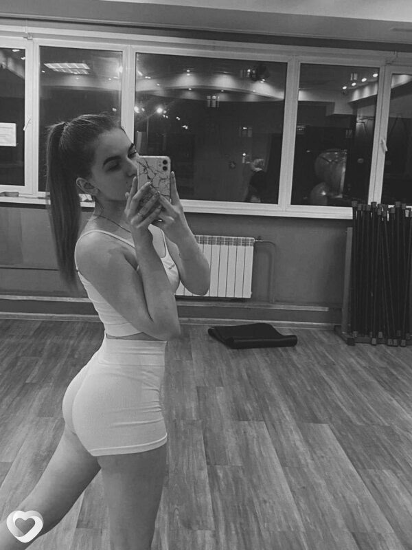 Алиса, 21, Брянске — анкета №1428740