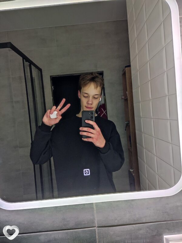 Александр, 20, Москве — анкета №1429443