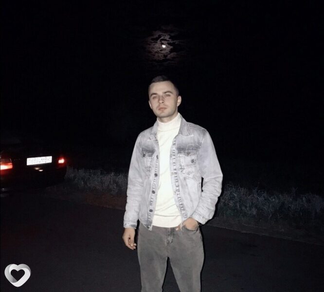 Артур, 31, Барановичах — анкета №1429592